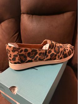 Tom's  Leopard shoes size 8