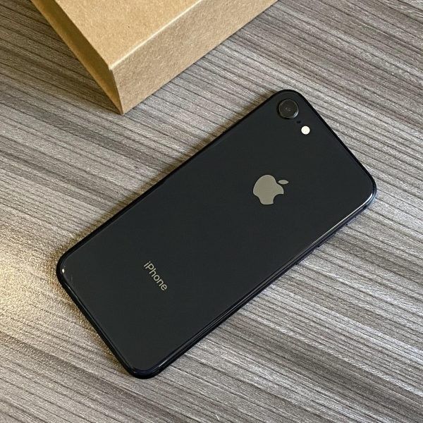 IPhone 8 64gb