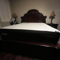 Lucid Memory Foam Cal King Mattress – Excellent Condition