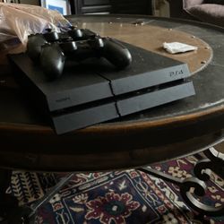 PS4 3 Controllers 10 Games 