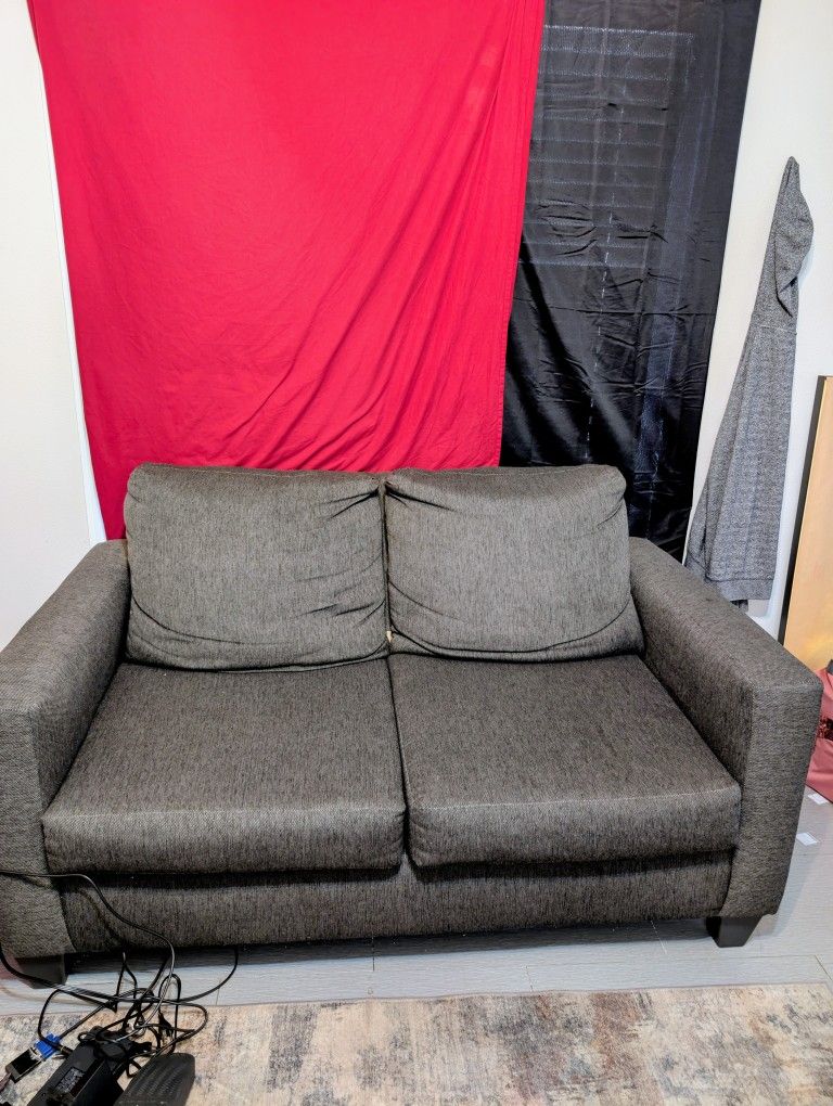 Need Gone Today Super Nice & Comfy Couch For Sale