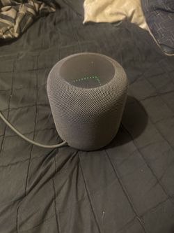 Apple HomePod 1st Generation – Space Gray Smart Speaker