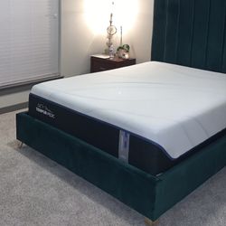Wayfair Velvet Forest Green Upholstered Platform Queen Size Bed