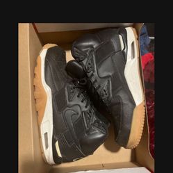 Men’s Nike Sneakers 