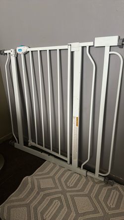 Regalo White Metal Baby Safety Gate