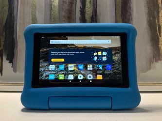 Amazon Fire 7 9th Gen 7” Tablet 16GB Black  w/ Blue Case - $29
