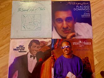 27 VINTAGE VINYLS FOR 70$