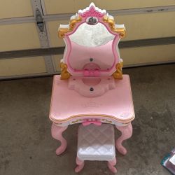 Princess vanity