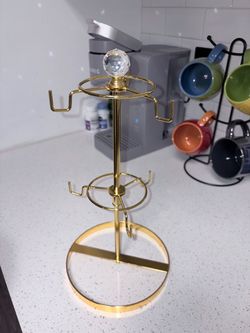 Gold Metal Mug Tree Stand with Crystal Topper