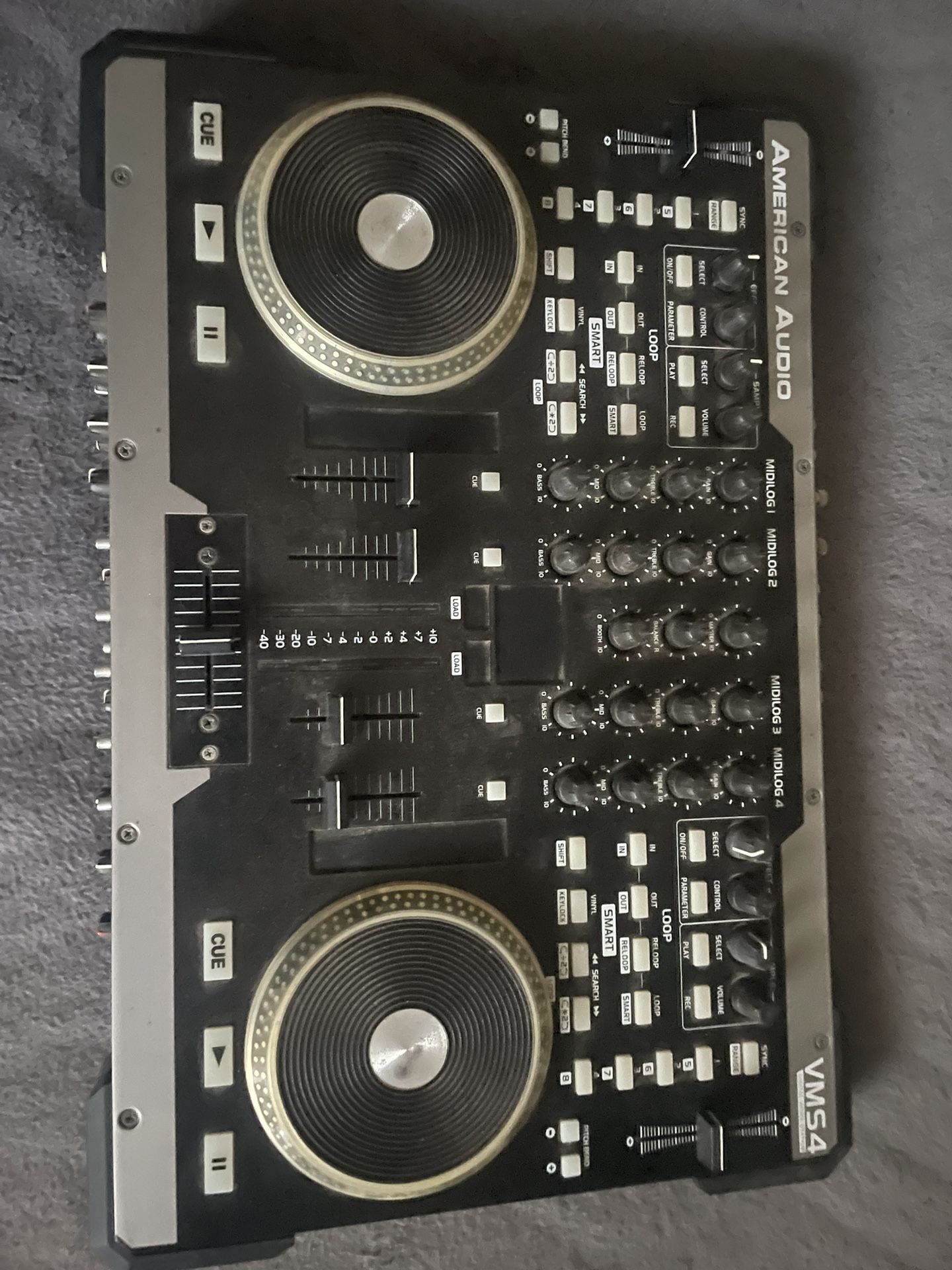 DJ Controller