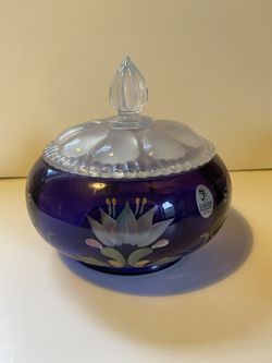 Fenton Puff Box