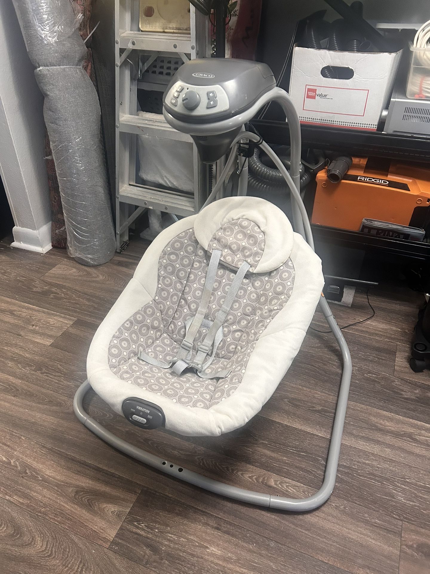 Graco Simple Sway Swing