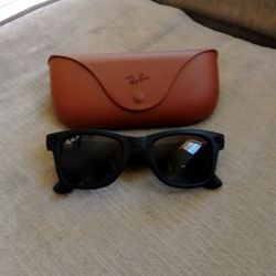 Ray-Ban Wayfarer Polarized Lenses Meta Sunglasses 