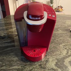 Red Keurig Coffe Machine Used Works Great 