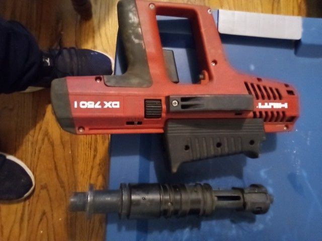 HILTI DX 750 I