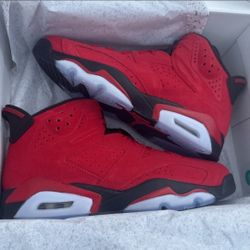 🚫no trades🚫 Retro 6 Toros size 11, 13 $255 dm to Inquire 