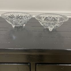 ABP AMERICAN BRILLIANT PERIOD HEAVY HAND CUT CRYSTAL 8” Diameter Dish W 3 Feet Holding It Up