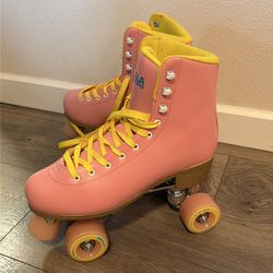 Women’s size 11 roller skates