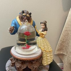 Disney- Beauty and the Beast Snowglobe
