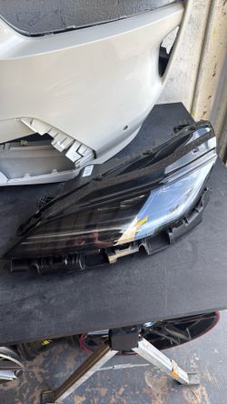 Tesla Model 3 2025 lh headlamp
