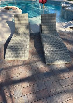 Set of 2, Foldable Outdoor Chaise Pool Lounge Chair Folding Wicker Rattan Sun Bed Patio Couch Reclining Lounger Adjustable Backrest