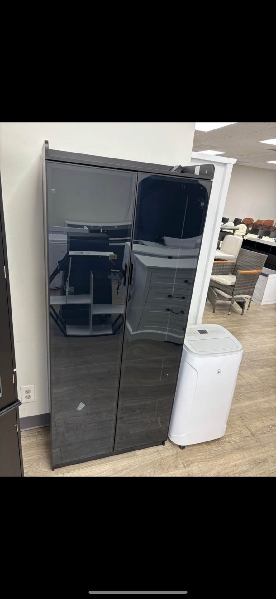 New black display cabinet with glass 