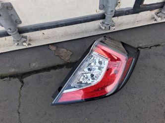 Honda Civic Hatchback Taillight