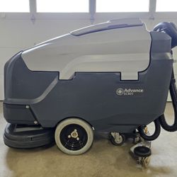 Advance Auto scrubber Sc9001 34”