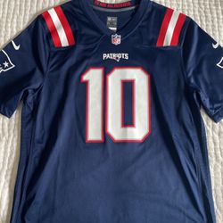 New England Patriots Men's XL Mac Jones #10 Jersey