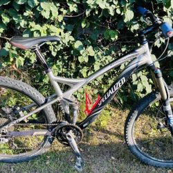SPECIALIZED STUMPJUMPER MOUNTAIN BIKE FULL SUSPENSION 