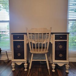 Antique Desk Or Vanity With Chair