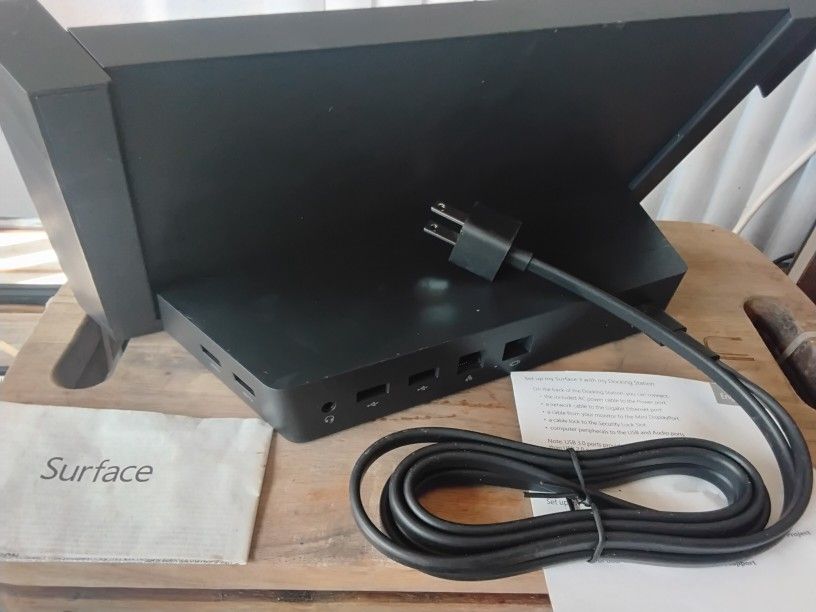 Microsoft Surface Docking Station