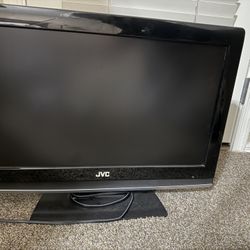 JVC 32 Inch Tv - No Remote