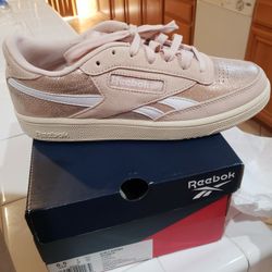 Reebok Light Pink  8.5 Women's 