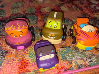Lot of toddler pull back n go cars