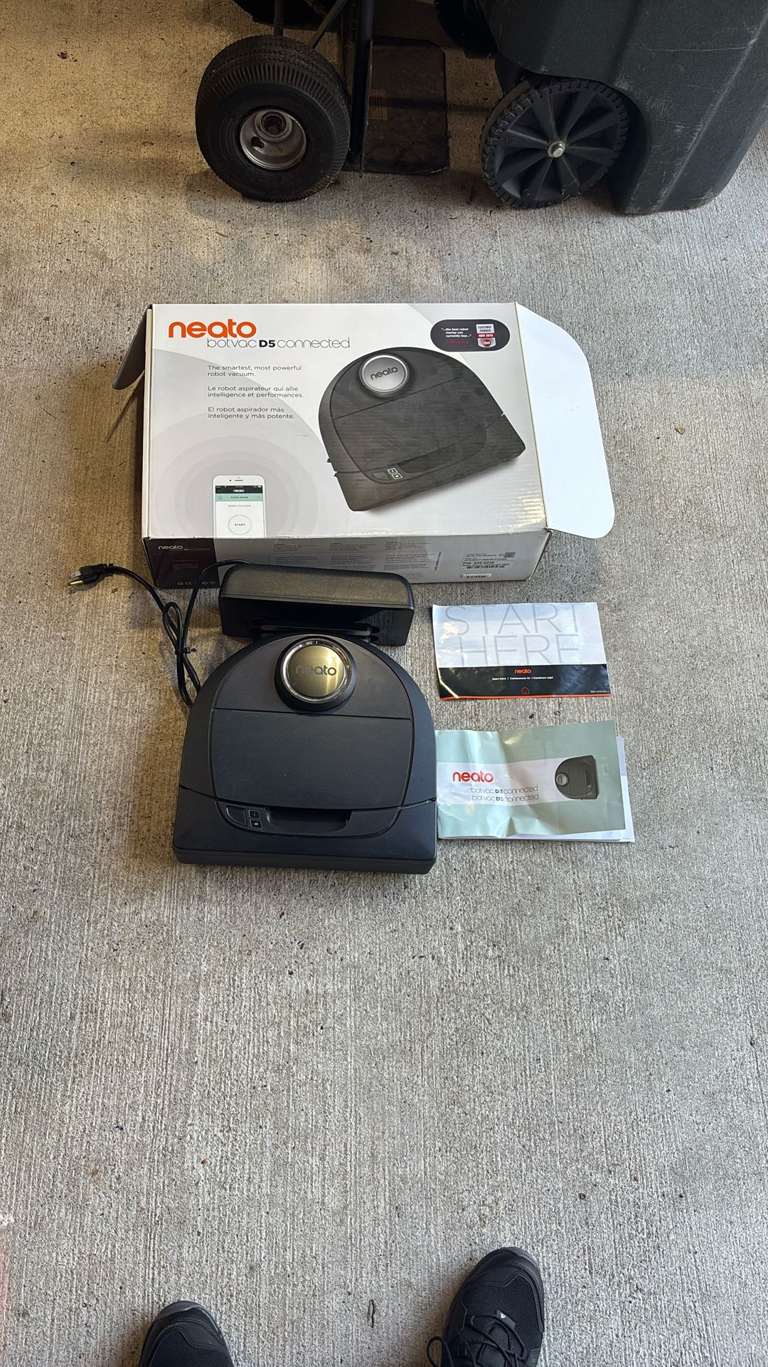 Neato Botvac D5 Robotic Vacuum 