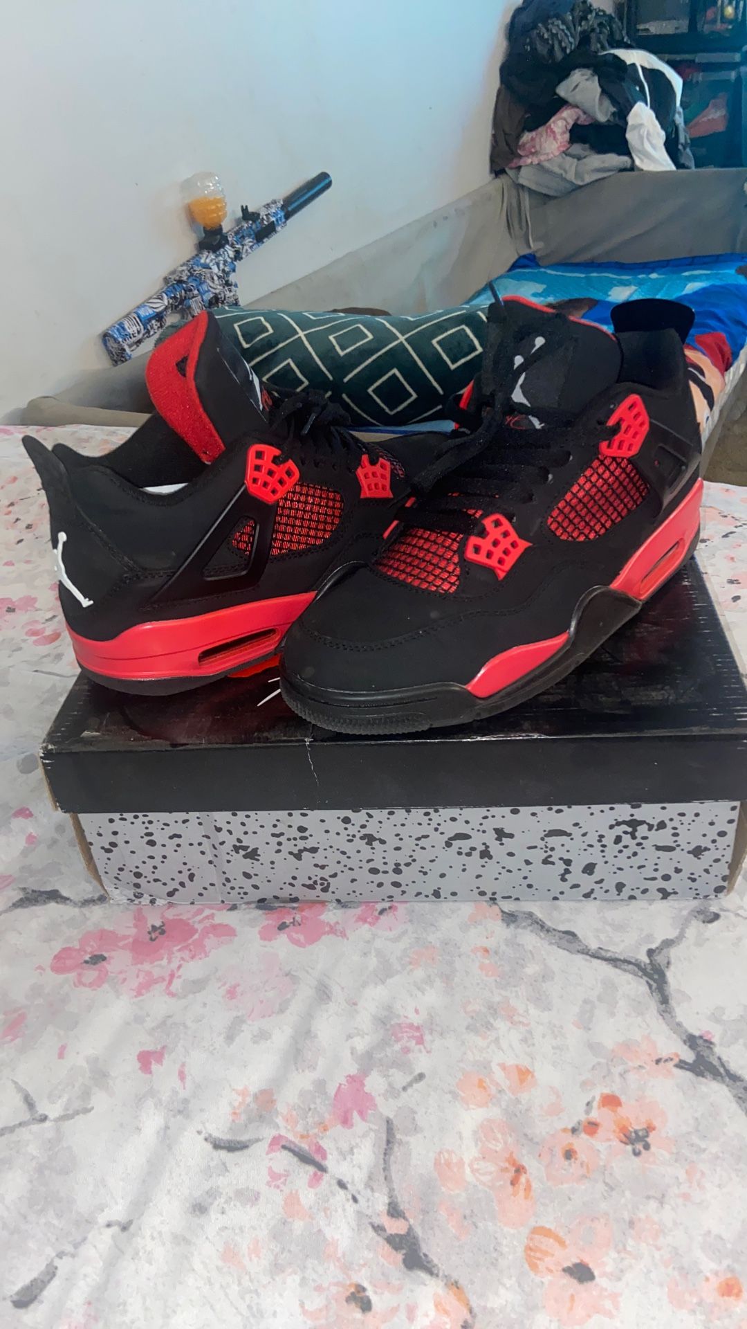 Air Jordan 4 Retro