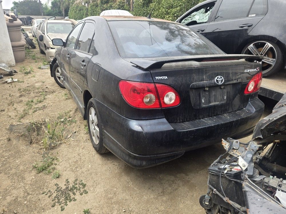 2004 Corrola Part Out Only