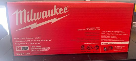 Milwaukee M18 search light