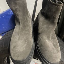  Boots Size 10 