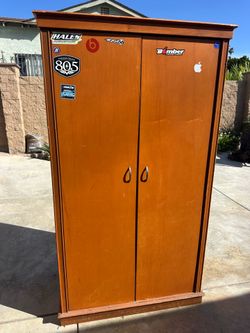 Wood closets-Roperos de madera