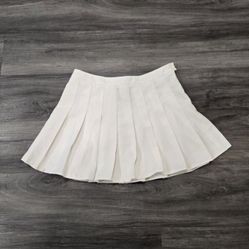 White Pleated Mini Skirt 