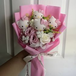 Mini Hello Kitty Valentine’s Day Bouquet 🌸