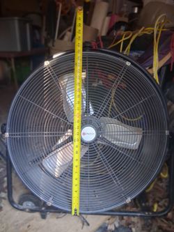 Drum fan with wheels