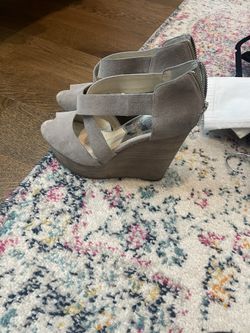Michael Kors Size 7.5 Gray Suede Wedges