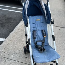 UPPAbaby G-Luxe Stroller in Blue and White
