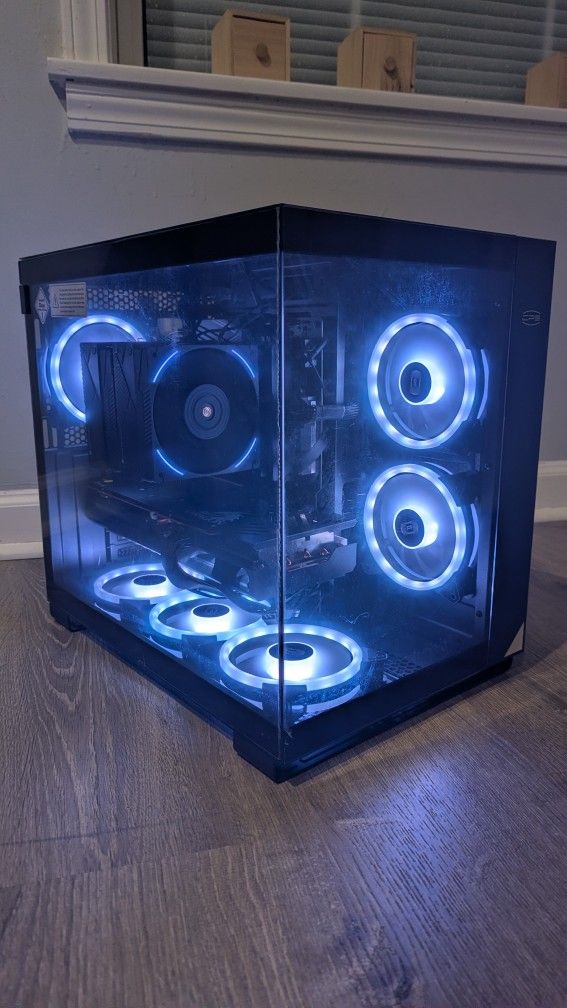 High End RGB Gaming PC | R7 5700x | RX 6800xt 16gb | 32GB Ram | 1TB SSD