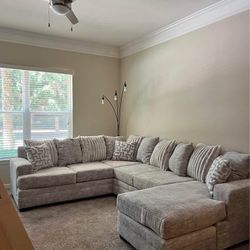 😍 Brand New Oversized Grey Comfy Luxury Sectional
