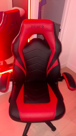 EMERGE GAMING CHAIR WITH CONTROLLER