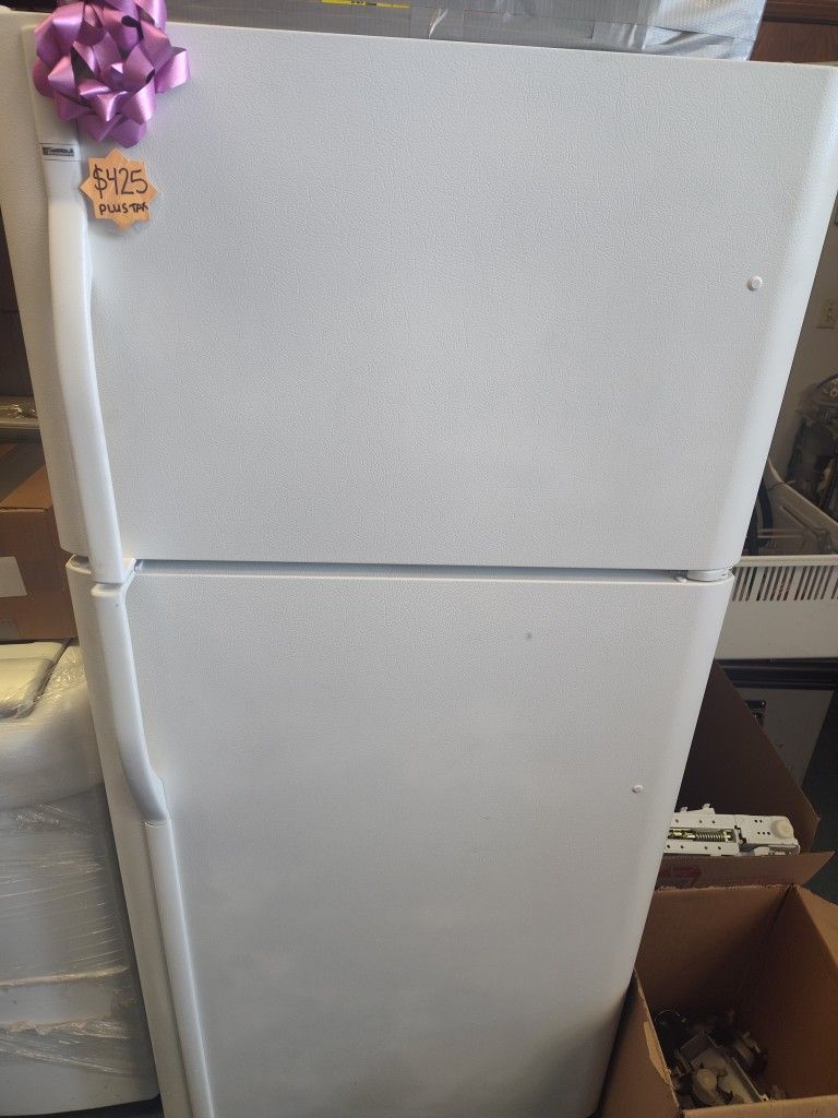 Kenmore Washer Top mount 18.0 Cu. Ft Works Perfectly.